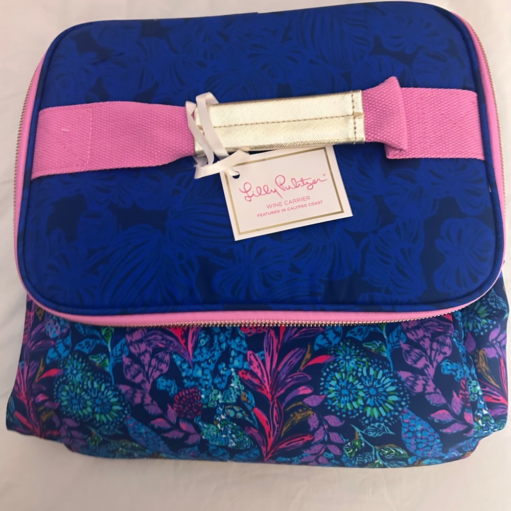 Lilly Pulitzer Blue and Pink Floral wine Carrier - Picture 6 of 6